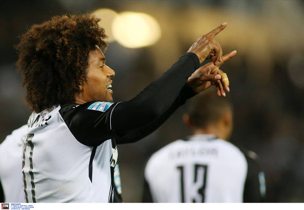 ΠΑΟΚ-ΑΕΚ: Η Τούμπα αποθέωσε τον Μπίσεσβαρ! (video+photos)