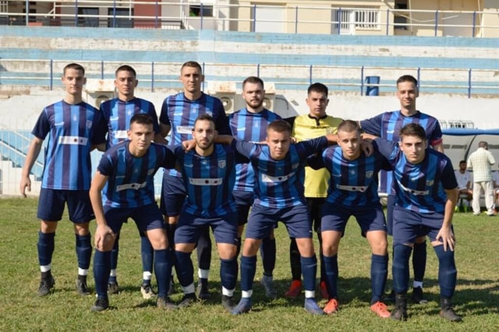 Απίθανα πράγματα σε ερασιτεχνικό ματς - Επιτέθηκαν με ρόπαλο σε ποδοσφαιριστή