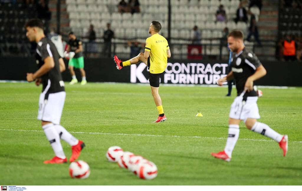 ΠΑΟΚ-ΑΕΚ: Η προθέρμανση των γηπεδούχων και άφιξη με χειροκροτήματα (video+photos)