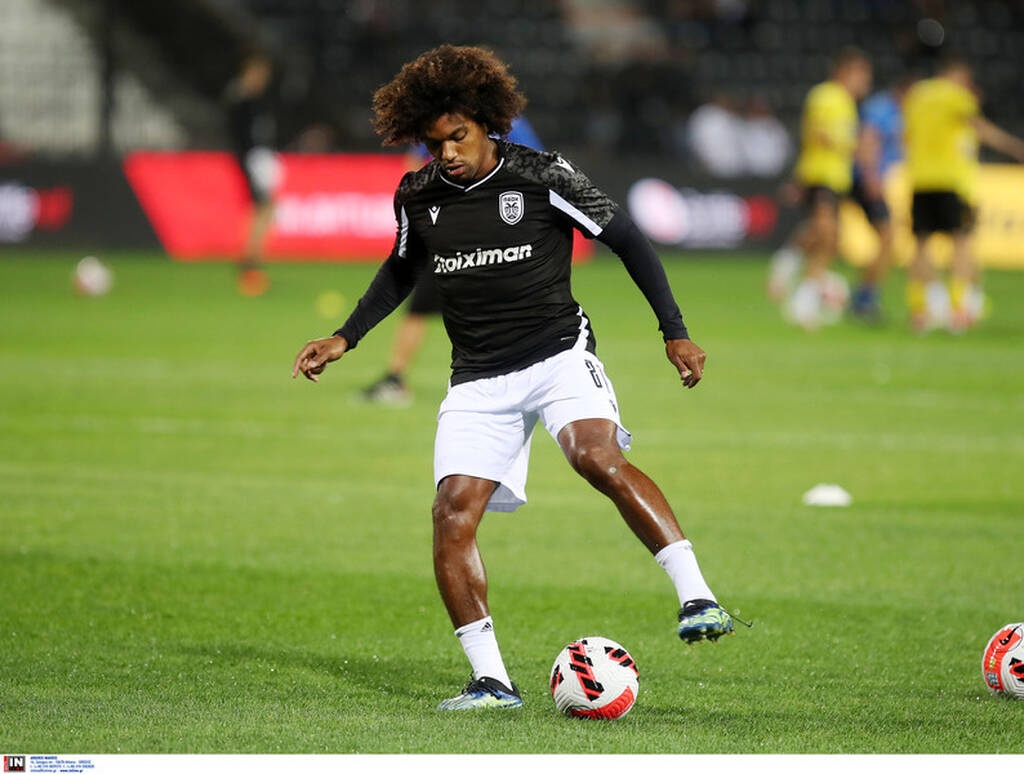 ΠΑΟΚ-ΑΕΚ: Η προθέρμανση των γηπεδούχων και άφιξη με χειροκροτήματα (video+photos)