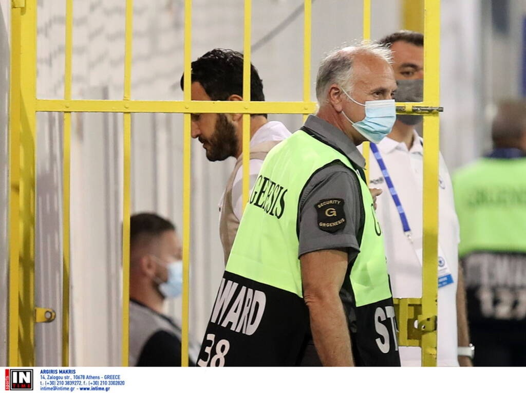 Ατρόμητος-Άρης: Ένταση στο Περιστέρι για πέναλτι που δε δόθηκε - Έξαλλος ο Καρυπίδης