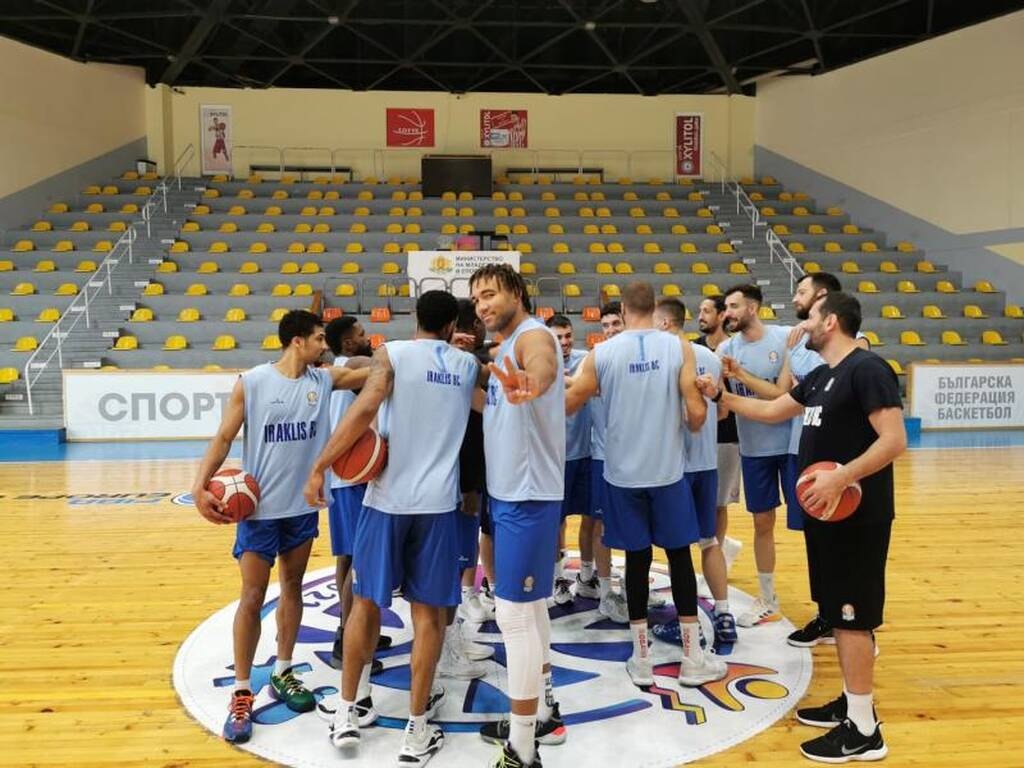 Ηρακλής: Προπόνηση στο «Triaditsa Sports Hall» ενόψει Akademik Plovdiv (photos)
