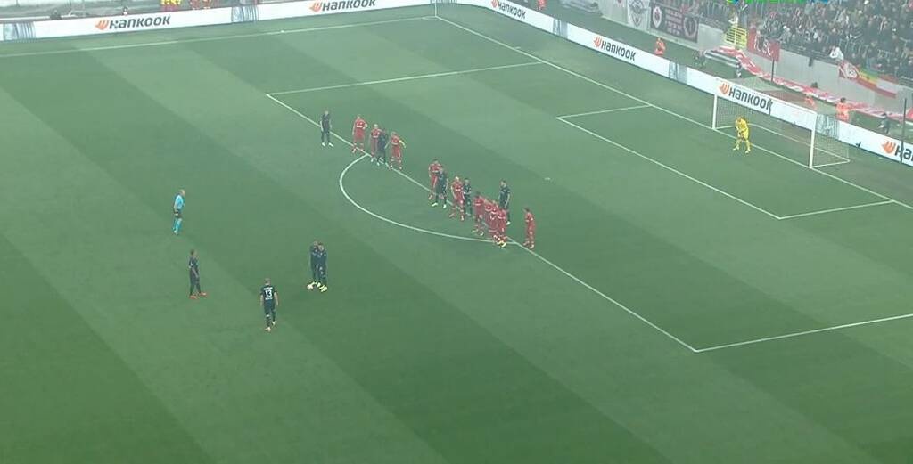 Europa League: Παρέμεινε στην κορυφή ο Ολυμπιακός - Η βαθμολογία του ομίλου (photos)