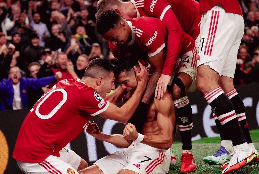 Κριστιάνο Ρονάλντο: Ποιος να συγκριθεί μαζί του… (Photos)