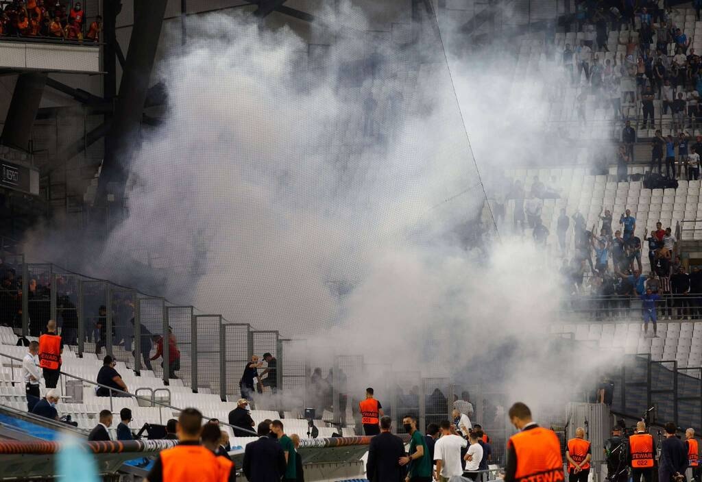 Europa League: Επεισόδια στο «Βελοντρόμ»! (Video+Photos)