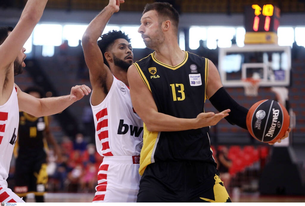 Ολυμπιακός-ΑΕΚ 103-78: «Ερυθρόλευκη» πρεμιέρα με νίκη λόγω Βεζένκοφ και... έλλειψη ενέργειας