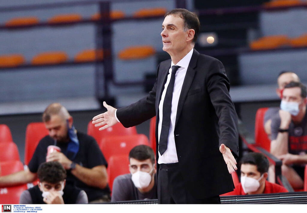 Μπαρτζώκας: «Ευτυχία για έναν προπονητή να έχει ένα καλό ρόστερ»