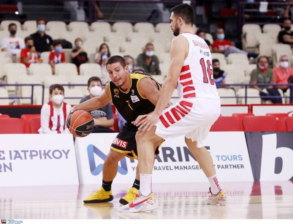 Ολυμπιακός-ΑΕΚ: Έβαλε... δύσκολα στο ξεκίνημα με εντυπωσιακό Φλιώνη (video)