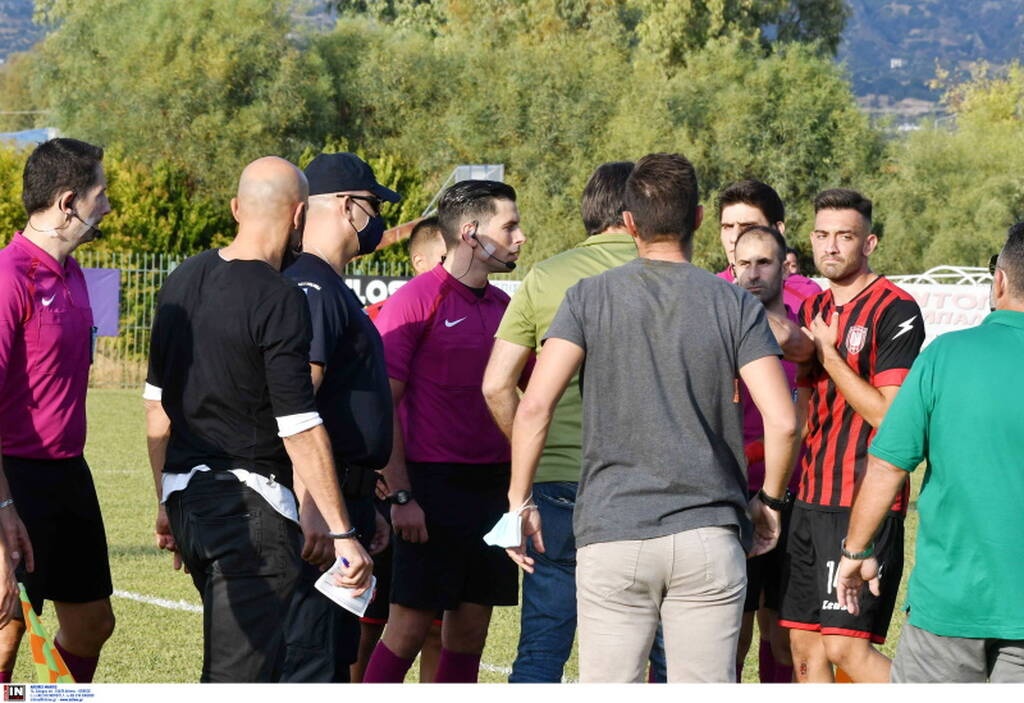 Κύπελλο Ελλάδας: Στο νοσοκομείο ο Χαραλαμπίδης μετά την κροτίδα στο Παναχαϊκή-Αιγάλεω