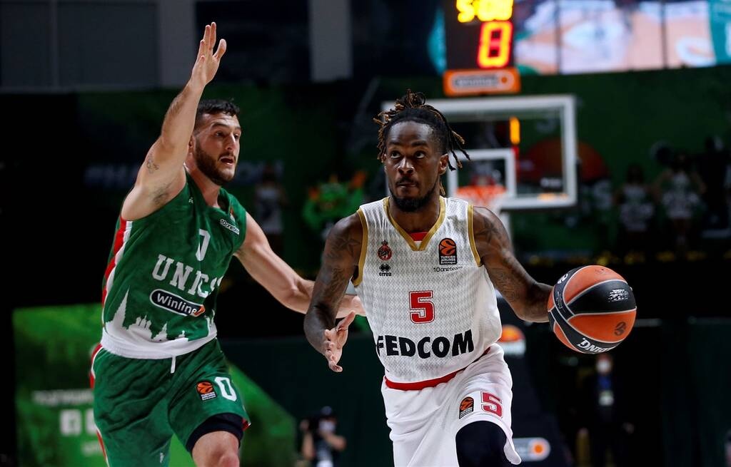 Ούνικς Καζάν-Μονακό 80-88: «Τρένο» με Τζέιμς και Χολ!