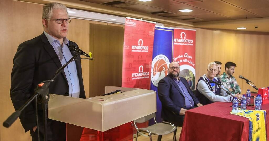 Περιστέρι και Vitabiotics γιορτάζουν τα κοινά τους γενέθλια [video]