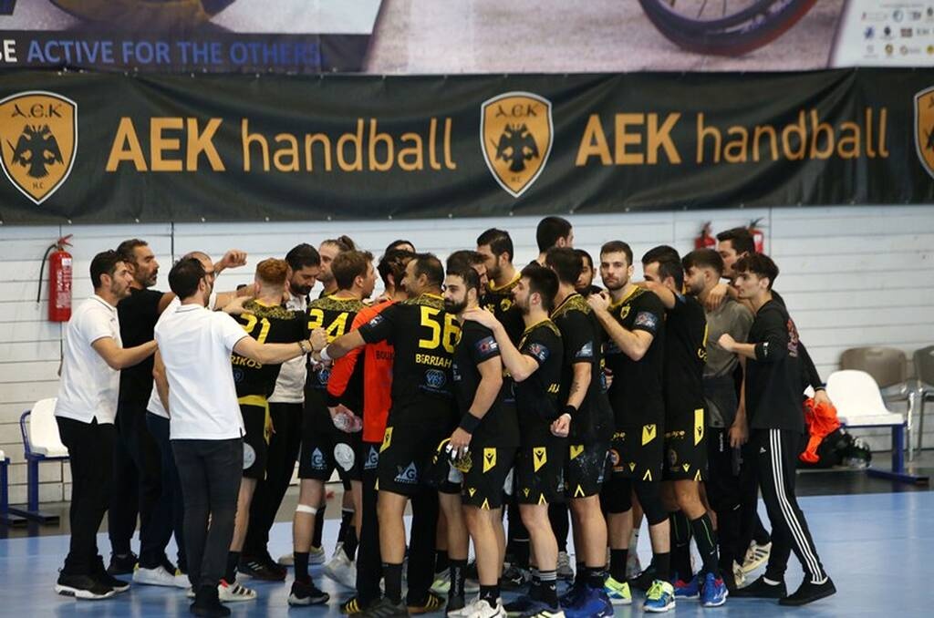 Handball Premier: Νίκησε τον ΑΣΕ Δούκα και «πάτησε» κορυφή η ΑΕΚ (photos)