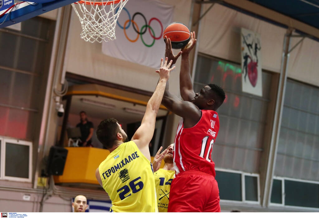 Λαύριο-Ολυμπιακός 72-108: Ένα (ιστορικό) δεκάλεπτο ήταν αρκετό... (photos)