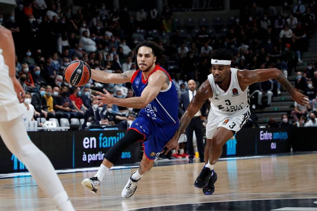 Βιλερμπάν-Αναντολού Εφές 75-73: Κάρφωμα νίκης από τον Αντετοκούνμπο!