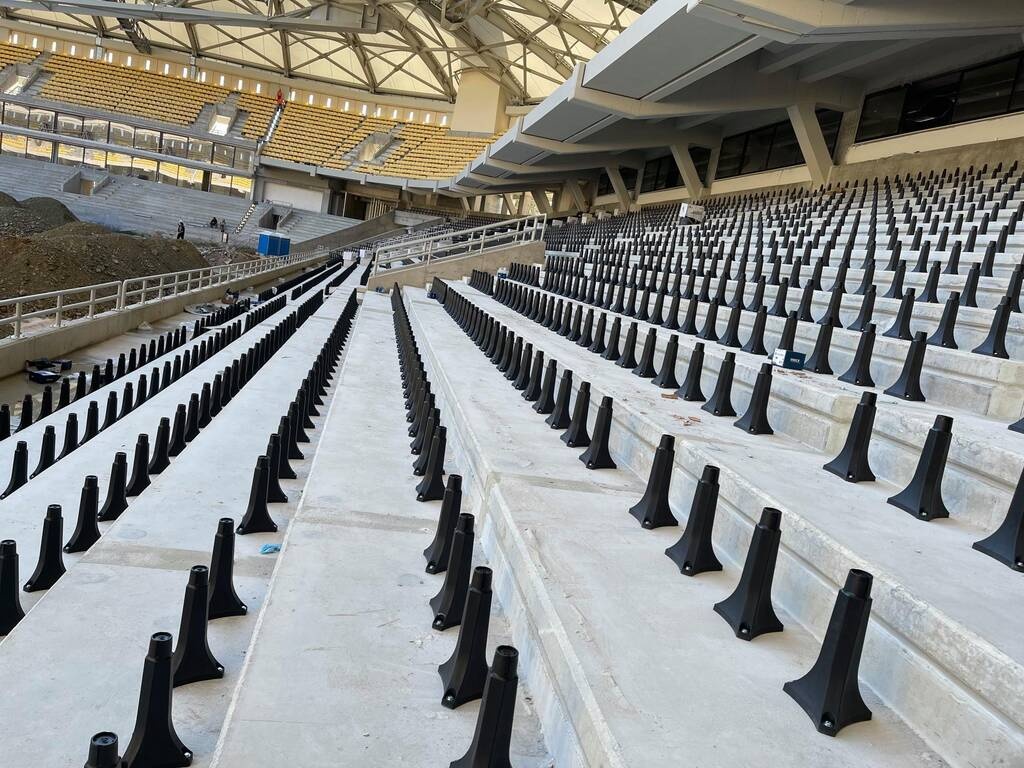 ΑΕΚ: Μπαίνουν καθίσματα στην παλιά σκεπαστή (photos)