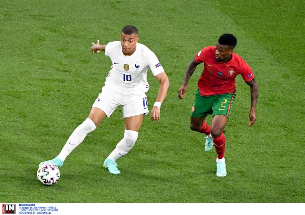 FIFA: Παραμένει πρώτο το Βέλγιο, ανεβαίνουν Γαλλία, Ιταλία στην κατάταξη (photos)