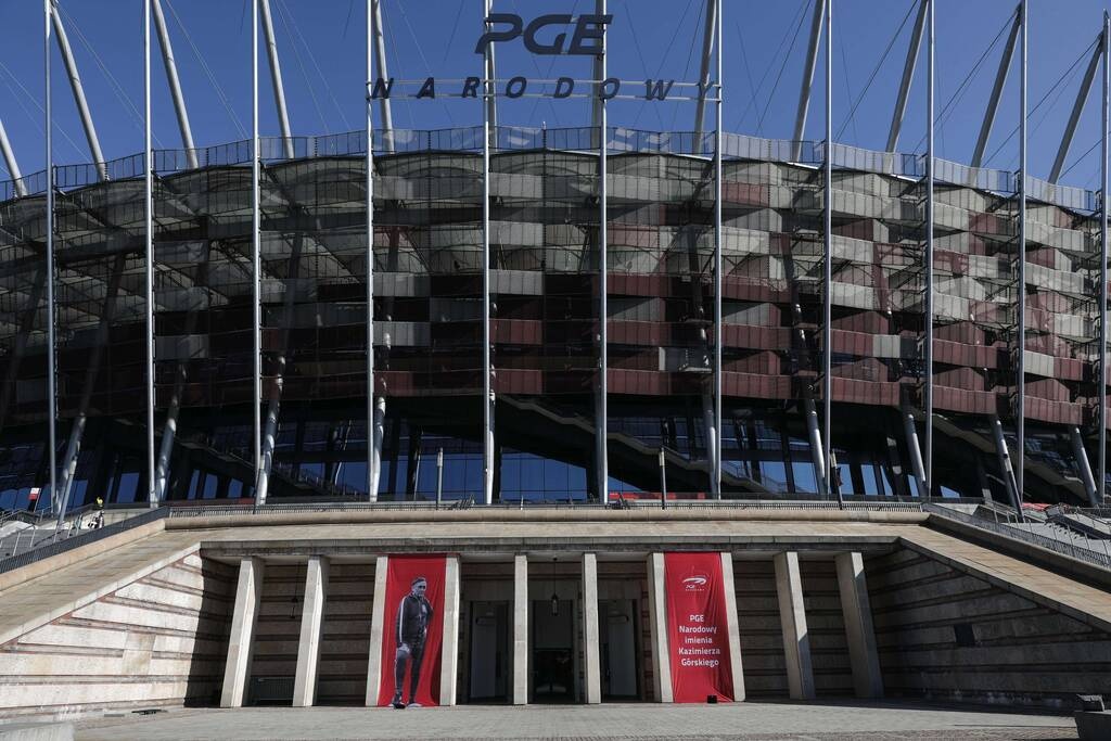Πολωνία: Ονομάστηκε «Κάζιμιρ Γκόρσκι» το Εθνικό στάδιο! (Video+Photos)