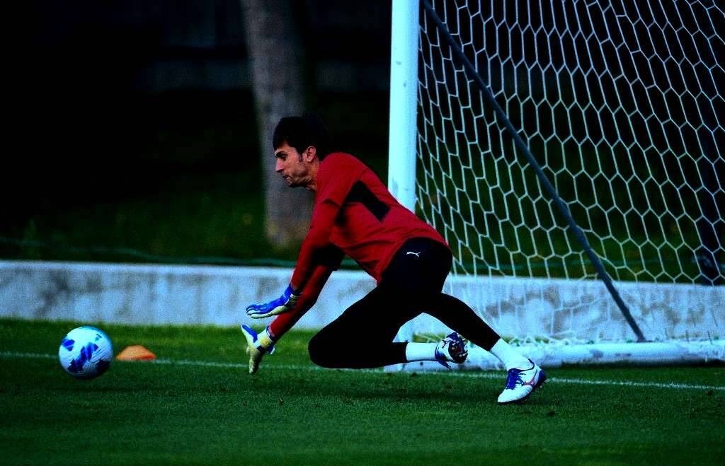 Μίλαν: Σοβαρό πρόβλημα κάτω απ’ τα δοκάρια, χειρουργήθηκε ο Μενιάν