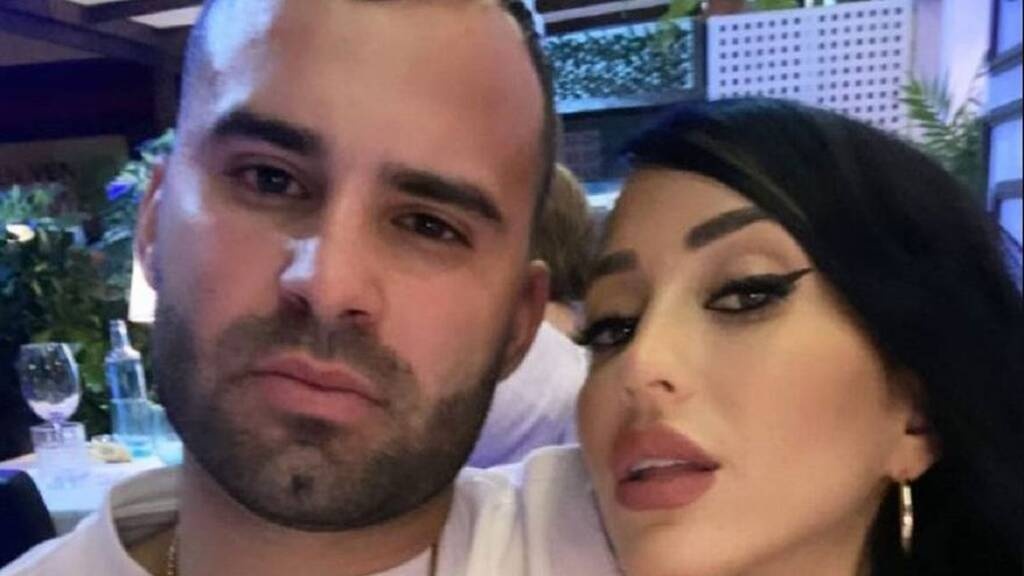Εκτός προπονήσεων γνωστός ποδοσφαιριστής - Τον πάτησε με το αμάξι η σύντροφός του (video)
