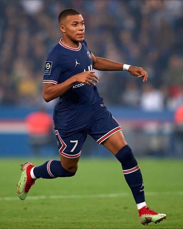 Παρί Σεν Ζερμέν: «Τρελά» λεφτά για να κρατήσει Εμπαπέ - Ο πιο ακριβοπληρωμένος στον κόσμο! (photos)