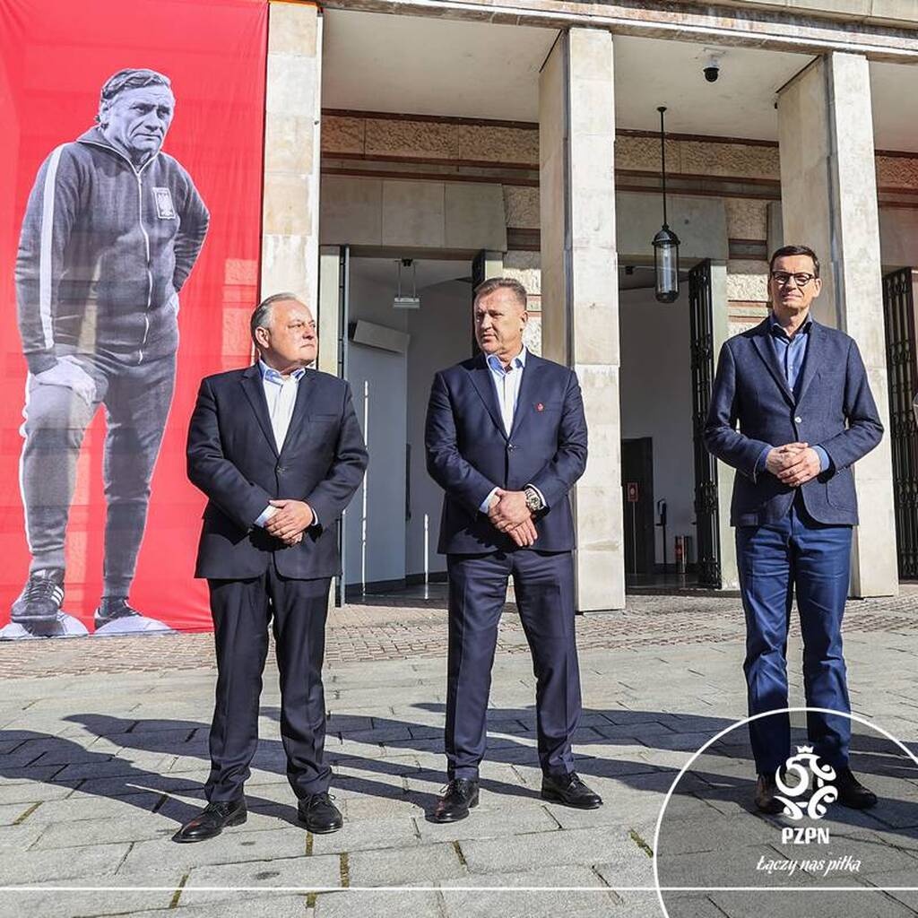 Πολωνία: Ονομάστηκε «Κάζιμιρ Γκόρσκι» το Εθνικό στάδιο! (Video+Photos)