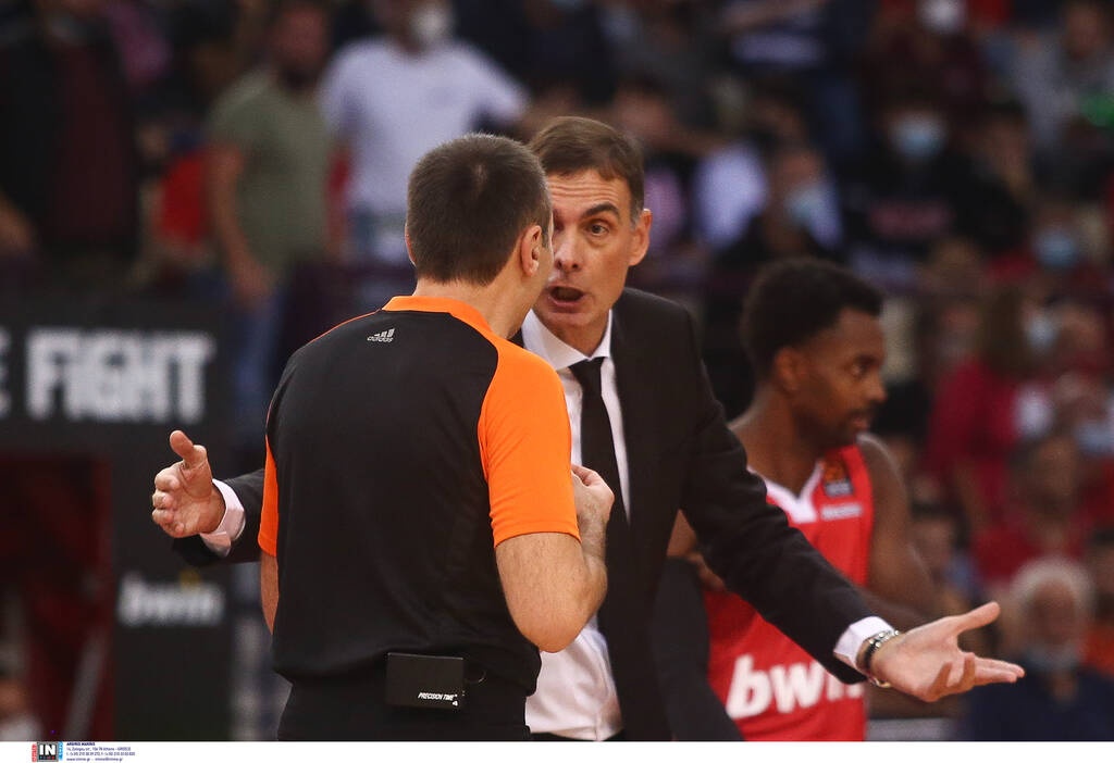 Ολυμπιακός-Ζαλγκίρις Κάουνας: Τραυματίστηκε στο χέρι ο Μπαρτζώκας (photos)