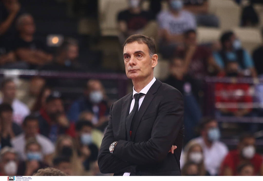 Ολυμπιακός-Ζαλγκίρις Κάουνας: Τραυματίστηκε στο χέρι ο Μπαρτζώκας (photos)