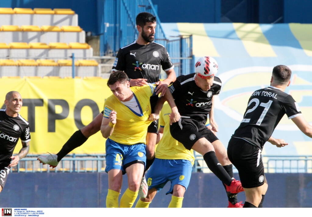 Παναιτωλικός-ΟΦΗ: Ένταση και... αυτογκόλ στο Αγρίνιο - Σύρραξη μεταξύ των παικτών  (photos+video)