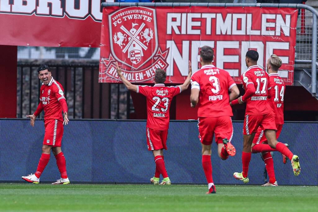 Eredivisie: Σκόραρε ο Λημνιός κόντρα στον Καμπετσή στο Τβέντε-Βίλεμ 1-1! (photos)