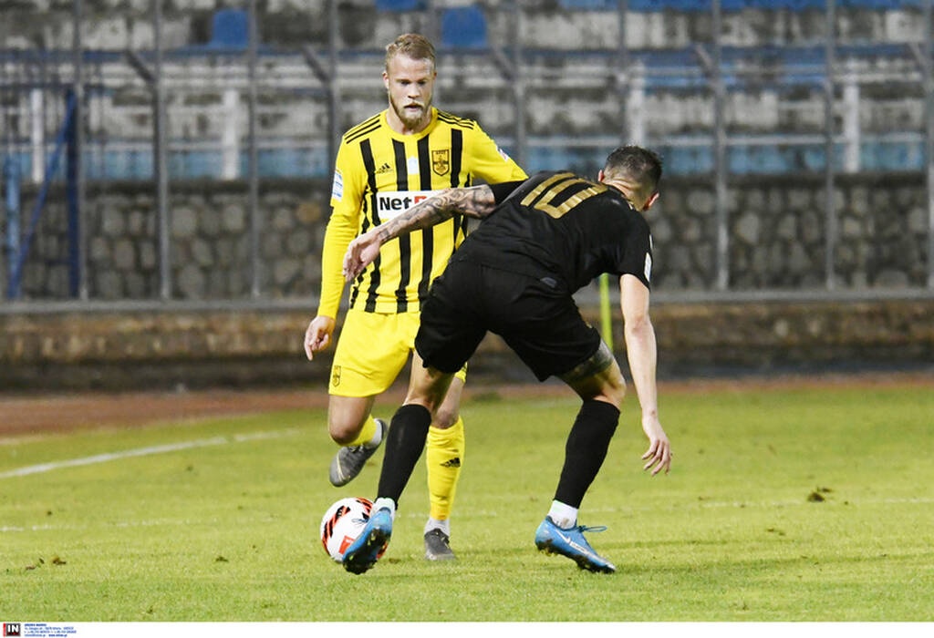 Λαμία-Άρης: Οργή των γηπεδούχων για τη διαιτησία – «Περίεργα σφυρίγματα» (video)