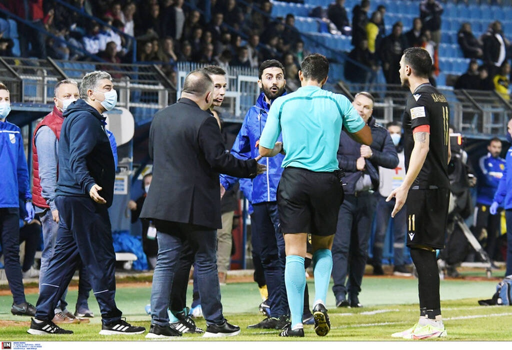 Λαμία-Άρης: Οργή των γηπεδούχων για τη διαιτησία – «Περίεργα σφυρίγματα» (video)