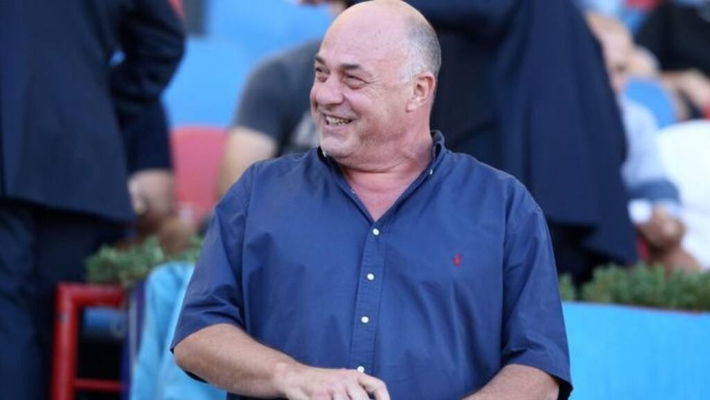 Απίστευτες απειλές Μπέου: «Θα σας κάνω μαύρους στο ξύλο» (videos)