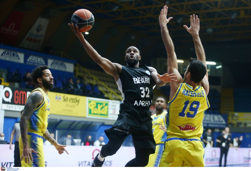 Περιστέρι-Μπάκεν Μπέαρς 85-83: Ο Μίλερ υπέγραψε την πρώτη νίκη