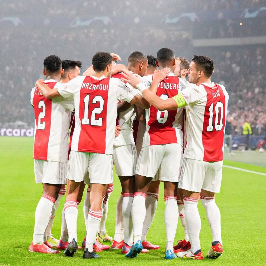 Champions League: Παραλήρημα στον Άγιαξ στους… ρυθμούς των οπαδών του ΠΑΟΚ! (video+photos)