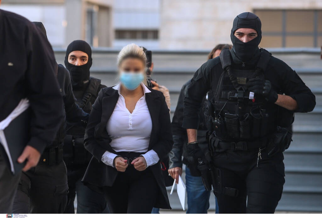 Δίκη για βιτριόλι - Εισαγγελέας: Ένοχη η Έφη Κακαράντζουλα για απόπειρα ανθρωποκτονίας