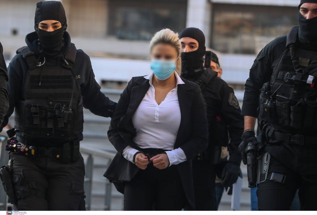 Δίκη για βιτριόλι - Εισαγγελέας: Ένοχη η Έφη Κακαράντζουλα για απόπειρα ανθρωποκτονίας