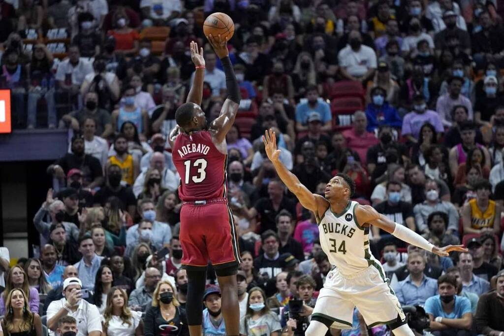 NBA: Απότομη προσγείωση για Μπακς (video+photos)