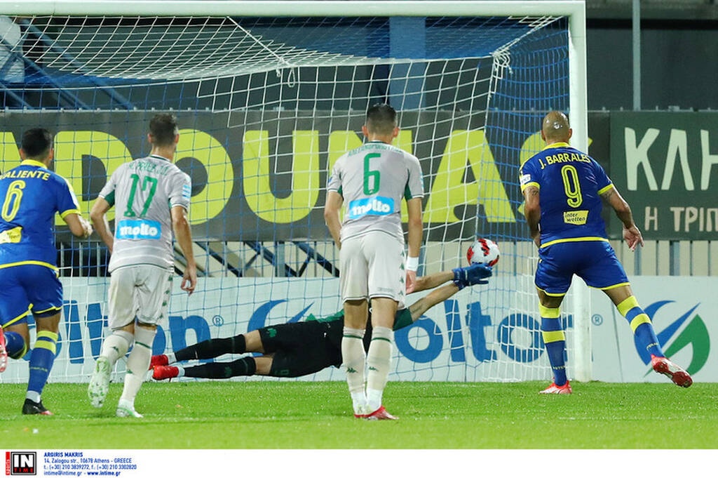 Αστέρας Τρίπολης-Παναθηναϊκός 2-1: Το γκολ του Καρλίτος και η απάντηση του Μπαράλες (vid+pics)