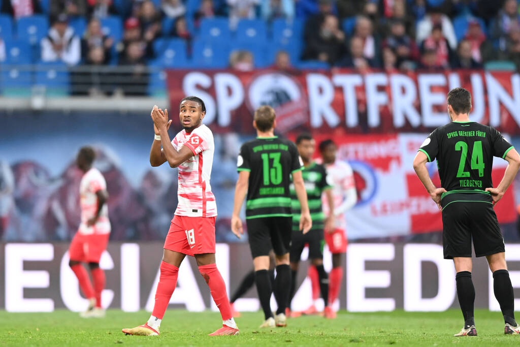 Bundesliga: Τεσσάρα και κορυφή η Μπάγερν, ακολουθεί η Ντόρτμουντ που έριξε τριάρα (photos)
