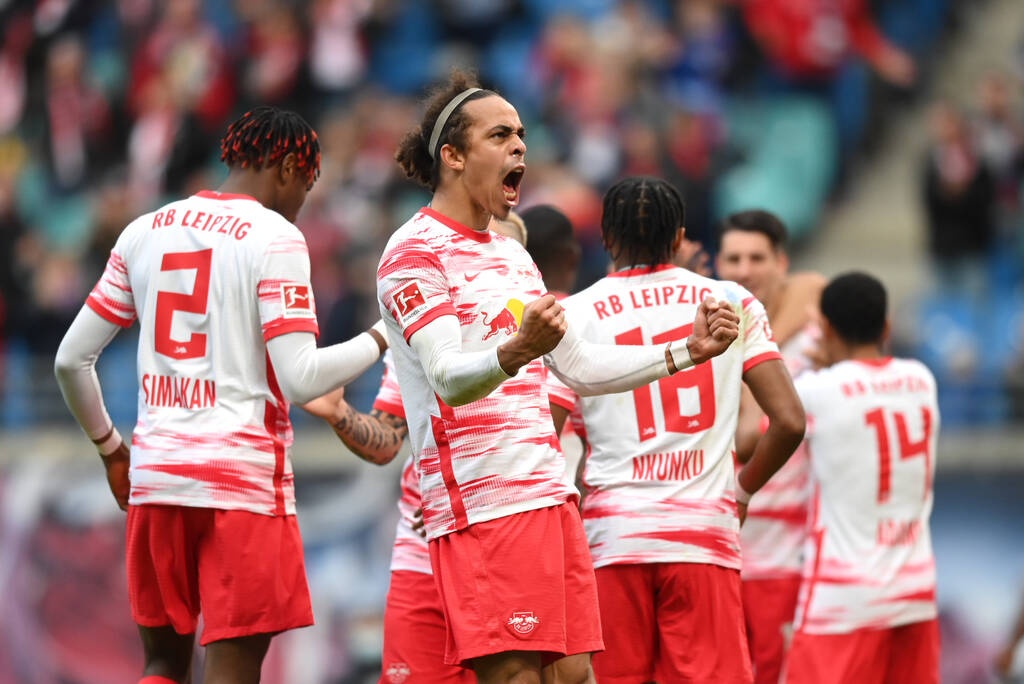 Bundesliga: Τεσσάρα και κορυφή η Μπάγερν, ακολουθεί η Ντόρτμουντ που έριξε τριάρα (photos)