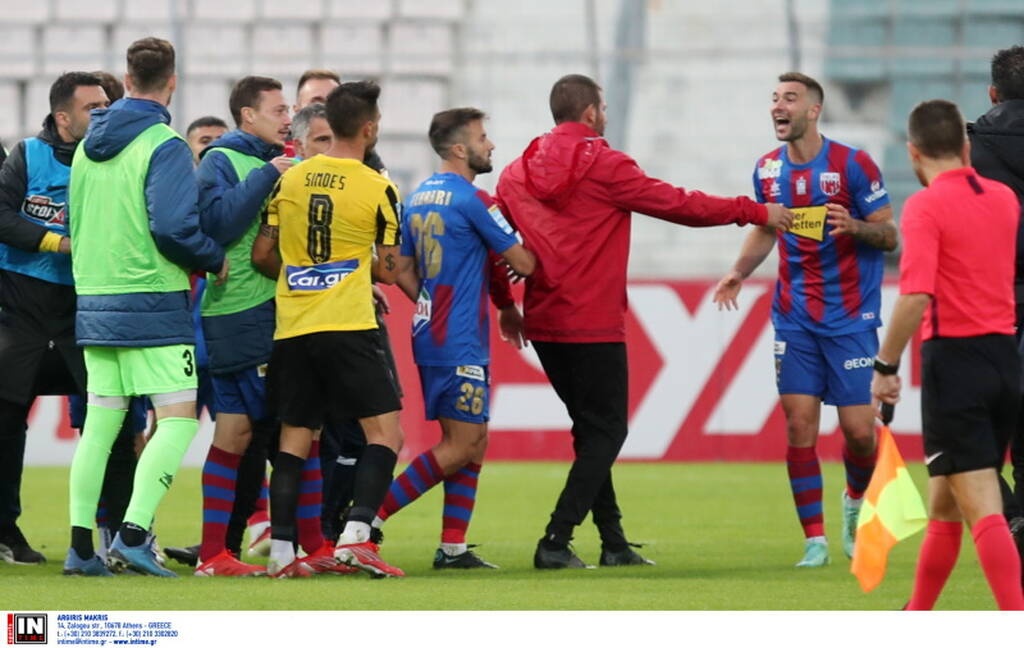Βόλος-ΑΕΚ: Γκολ και... ξύλο στο Πανθεσσαλικό - Έχασε πέναλτι ο Ρεγκατέν (photos+videos)