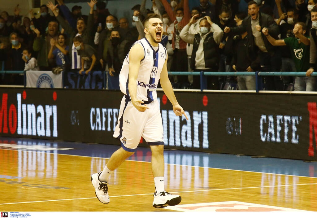 Ηρακλής-Ολυμπιακός: Καρέ καρέ το τρίποντο της παράτασης και η υποψία φάουλ (videos+photos)