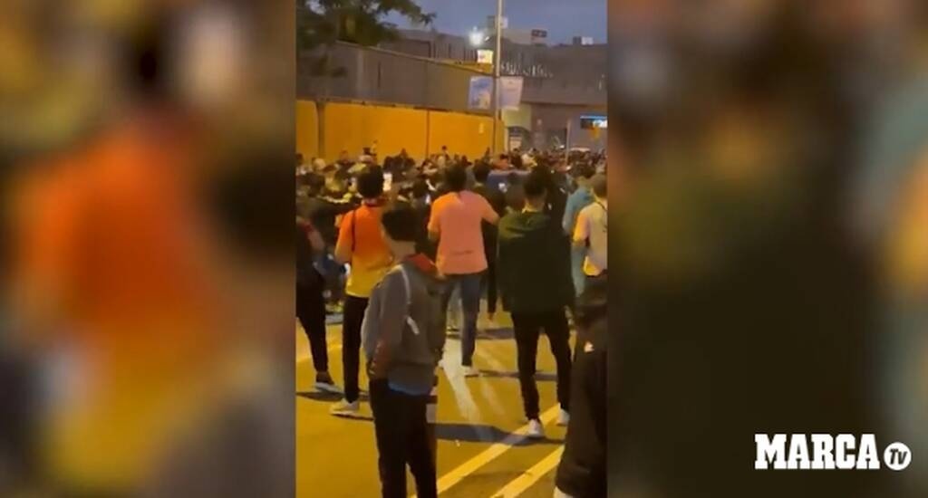 Μπαρτσελόνα-Ρεάλ Μαδρίτης: Στα «κάγκελα» οι Καταλανοί - Οπαδοί προπηλάκισαν τον Κούμαν (video)