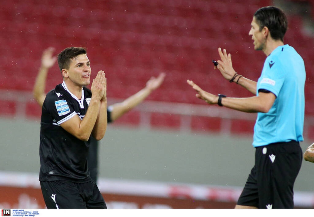 Ολυμπιακός-ΠΑΟΚ: Στα «δώρα» του «Δικεφάλου» στάθηκε ο Σβαμπ (photos)