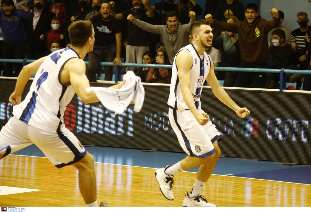 Ηρακλής-Ολυμπιακός: Καρέ καρέ το τρίποντο της παράτασης και η υποψία φάουλ (videos+photos)