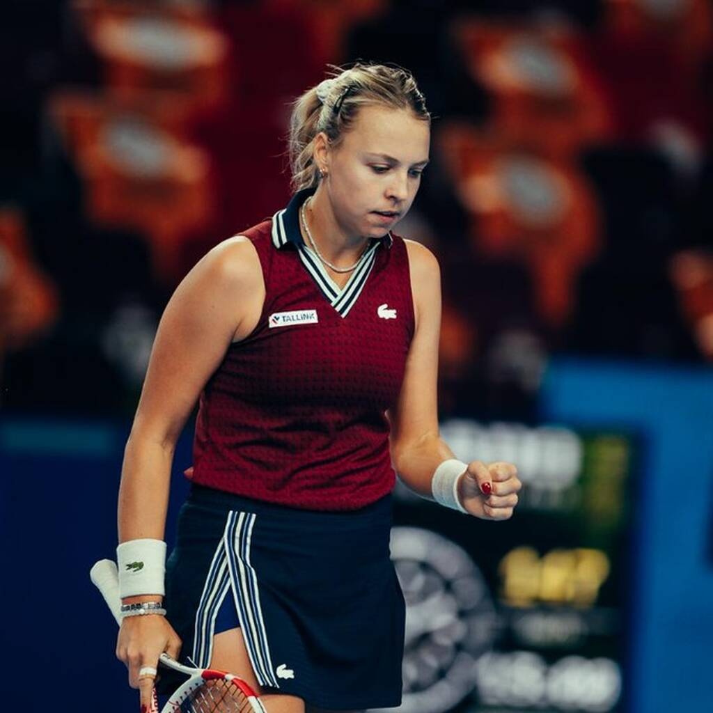 «Τσαρίνα» η Ανέτ Κονταβέιτ, που κατέκτησε το Kremlin Cup κόντρα στην Αλεξάντροβα (video+photos)