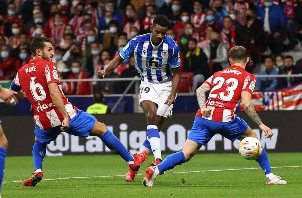 La Liga: Ο Σουάρες έσωσε την Ατλέτικο κόντρα στην εκπληκτική Σοσιεδάδ! (Photos)