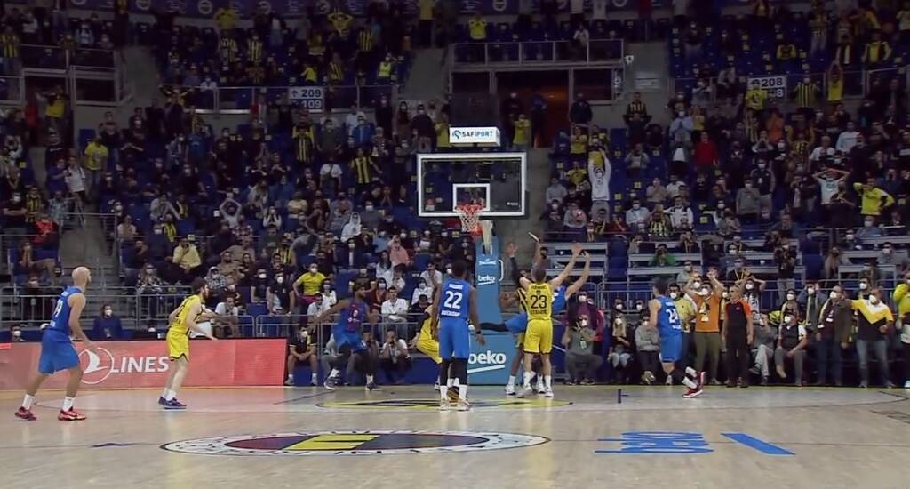 Φενέρμπαχτσε-Μπαρτσελόνα 74-76: Αήττητη με τρομερό buzzer beater του Μίροτιτς (photos)