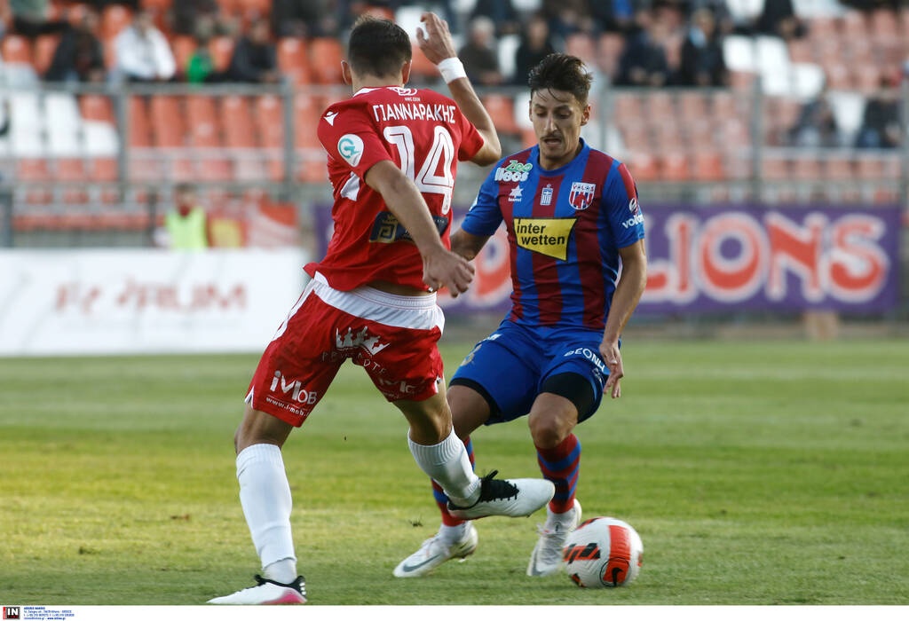 Πικάρισμα στο Βόλο στις Σέρρες με πανό στις εξέδρες (photos)