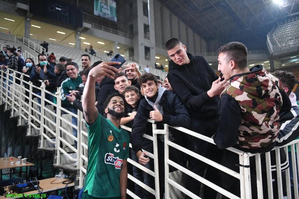 Ο κόσμος χρειαζόταν έναν Μέικον, ο Πρίφτης αυτόν τον Παπαγιάννη